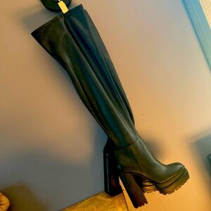 Jennifer Lopez Millit Platform Boot